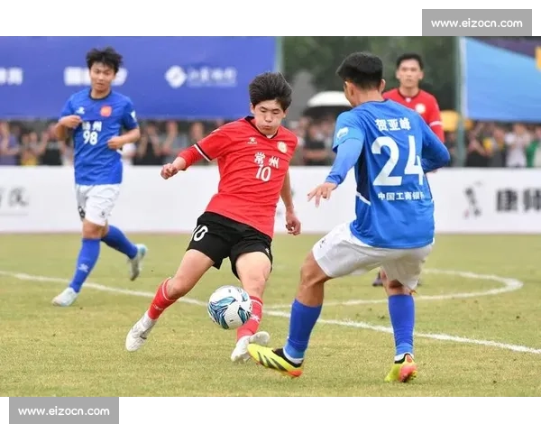 致命飞铲引爆世仇!苏超双雄再添新恨 致命飞铲引爆世仇!苏超双雄再添新恨