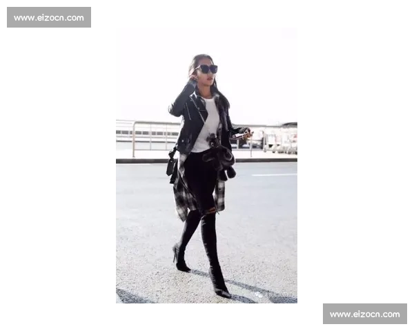 郑钦文柏林街拍:紫色网球包配 Labubu 玩偶,赛场外的个性符号 郑钦文柏林街拍:紫色网球包配 Labubu 玩偶,赛场外的个性符号